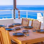 Lale With Private Pool, Sleeps 6